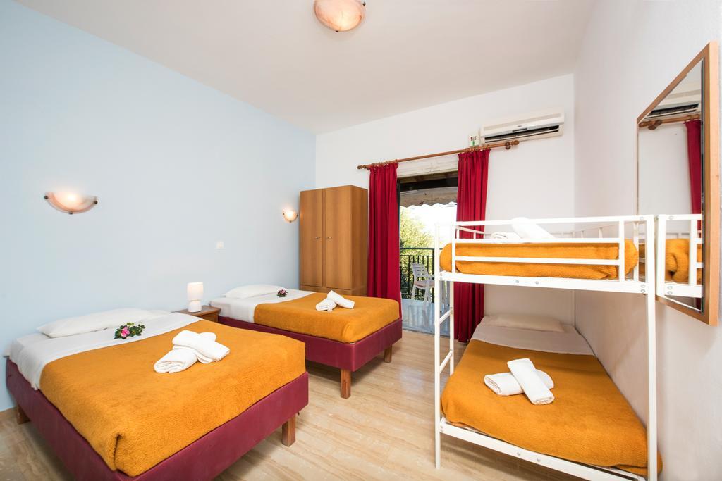 Aparthotel Argo Pool & Bar Benitses  Exterior foto